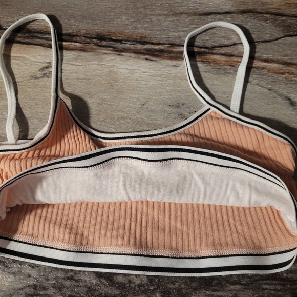 Lot of 6 youth M bralettes - Picture 3 of 7